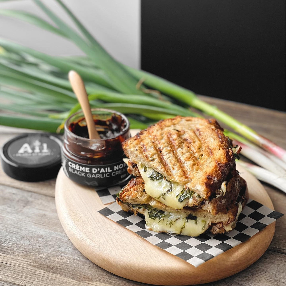 Black Garlic Cream – Gifts & Kitchen Accessories gift Montreal Villeray Urban Palate