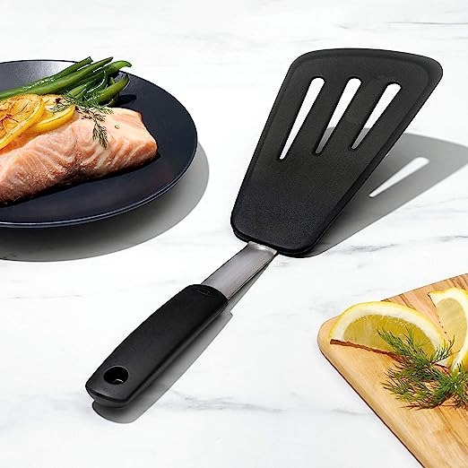 Silicone Flexible Omelet Turner – Gifts & Kitchen Accessories gift Montreal Villeray Urban Palate