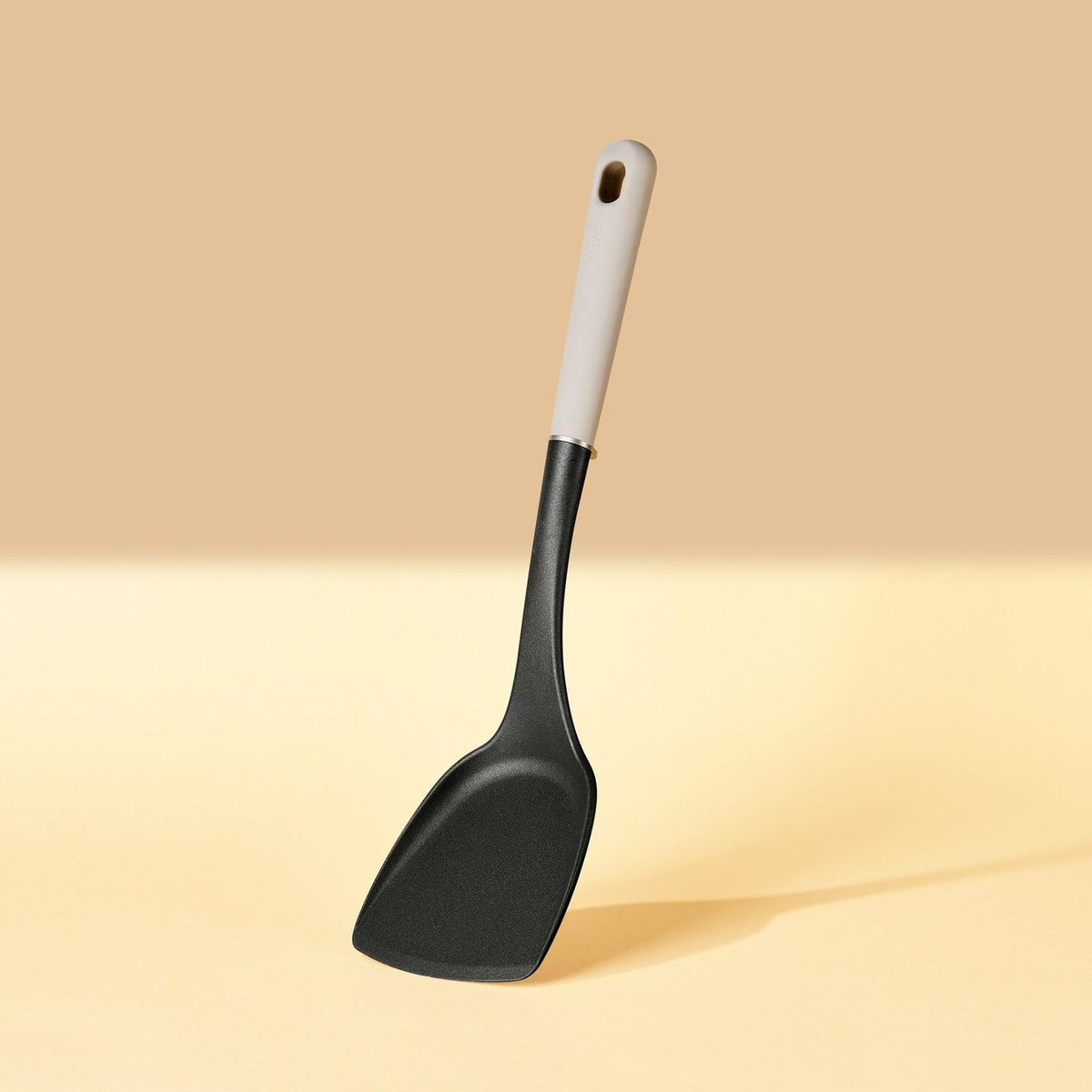 Nylon Wok Turner – Gifts & Kitchen Accessories gift Montreal Villeray Urban Palate