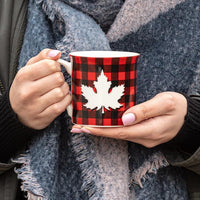 Taza con diseño de cuadros búfalo y hojas 12 oz