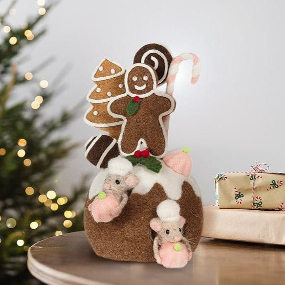 Large Christmas Pudding with Cookies & Mice