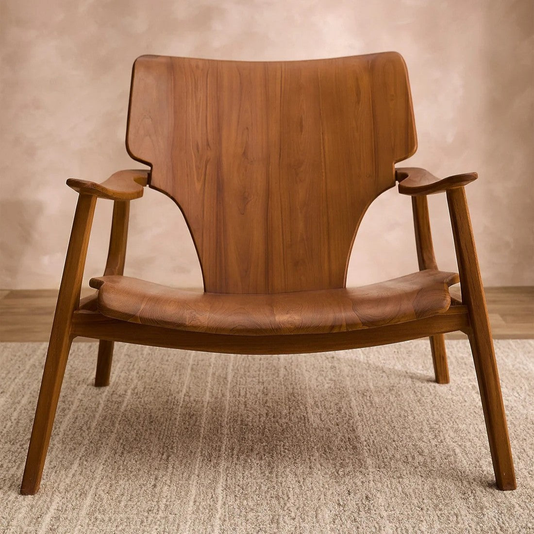 Nordik Lounge Chair in Solid Teak