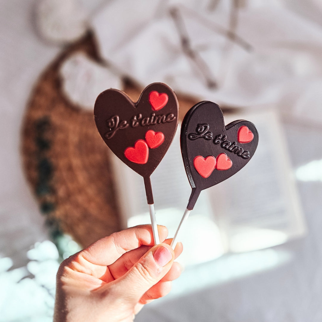 Piruleta de Corazón de Chocolate con Leche "Je t'aime"