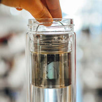 COPENHAGEN Botella de agua con infusor de vidrio de doble pared