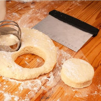 Raspador y picador de banco de acero inoxidable con guía de medición