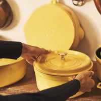 Citron Cast Iron Round Cocotte - 24cm / 3.7L