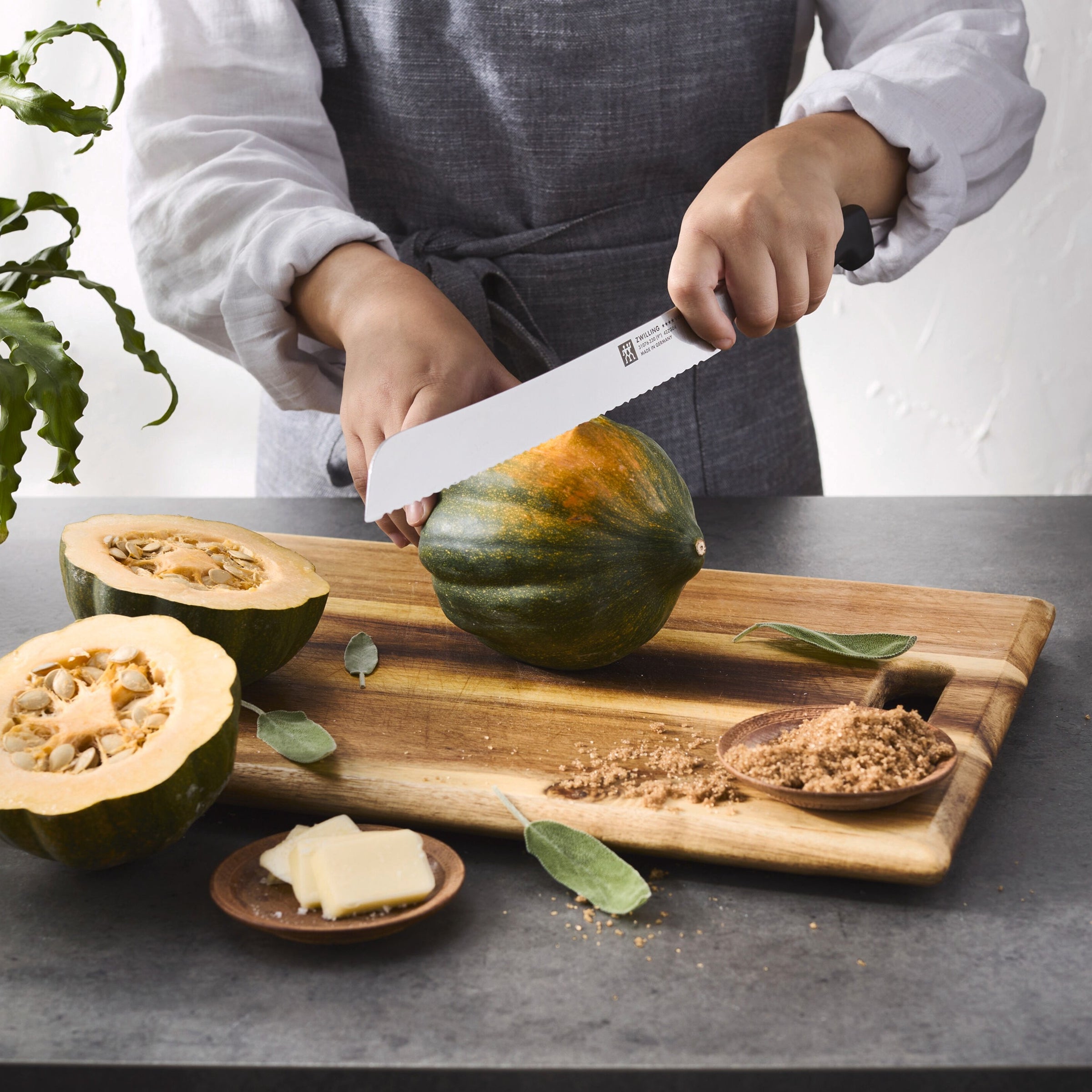 Four Star 9" Bread Knife