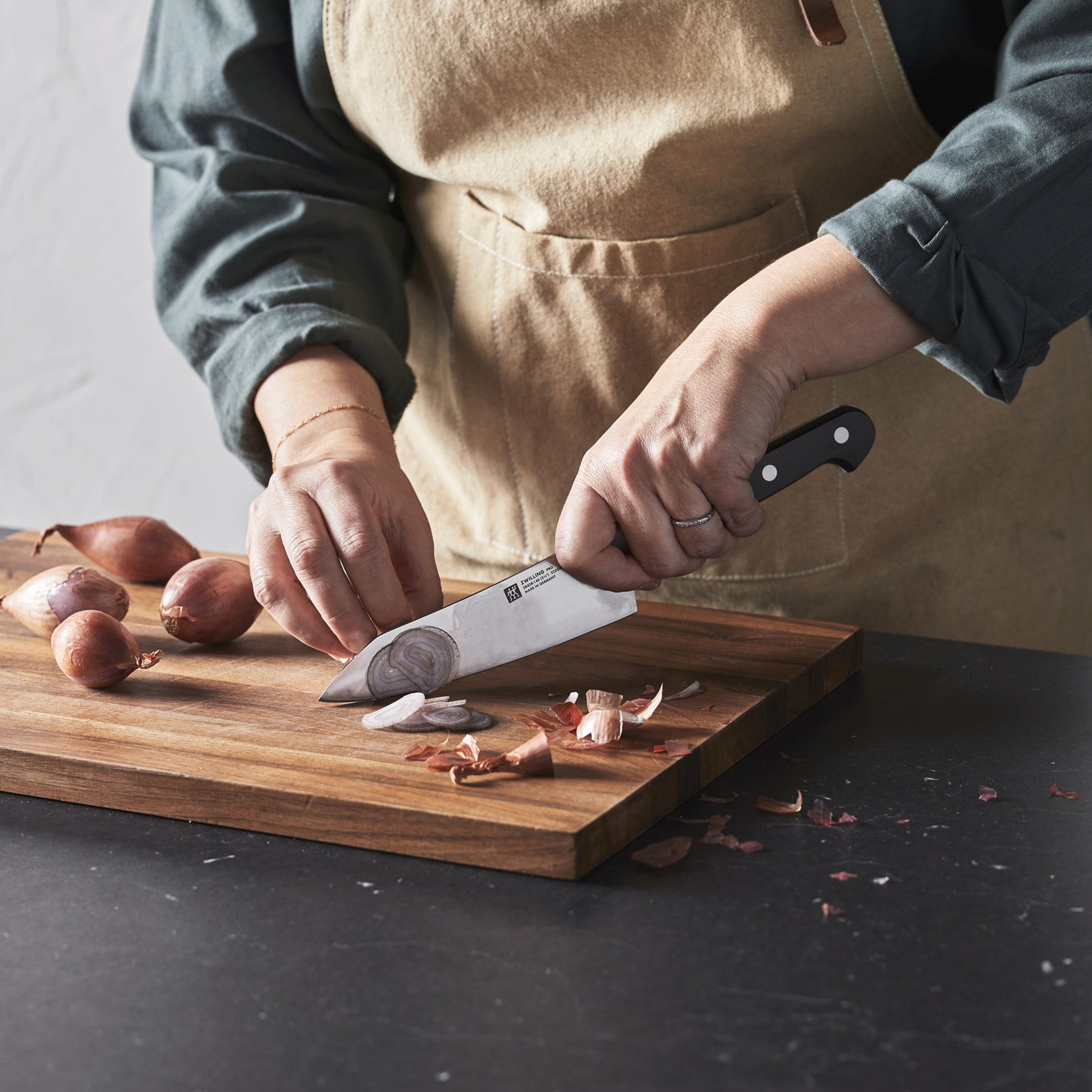 Pro Rocking Santoku Knife 5.5-inch