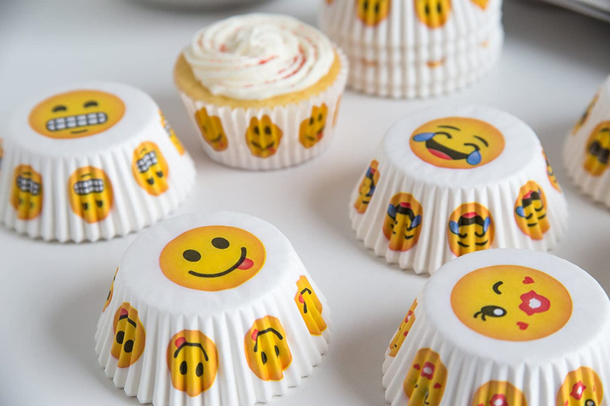 Emoji Baking Cups - Pack of 300